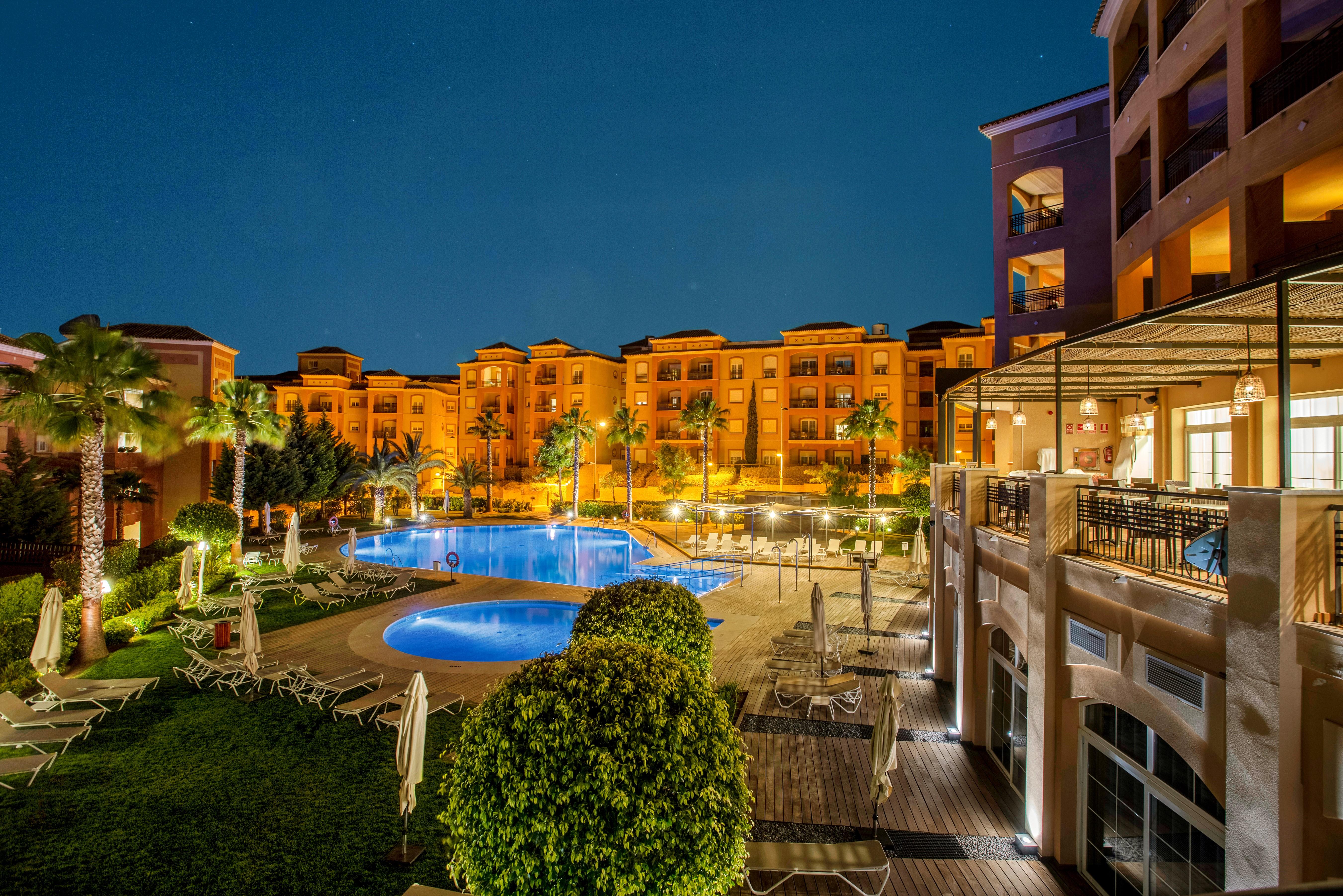 Ama Hotel