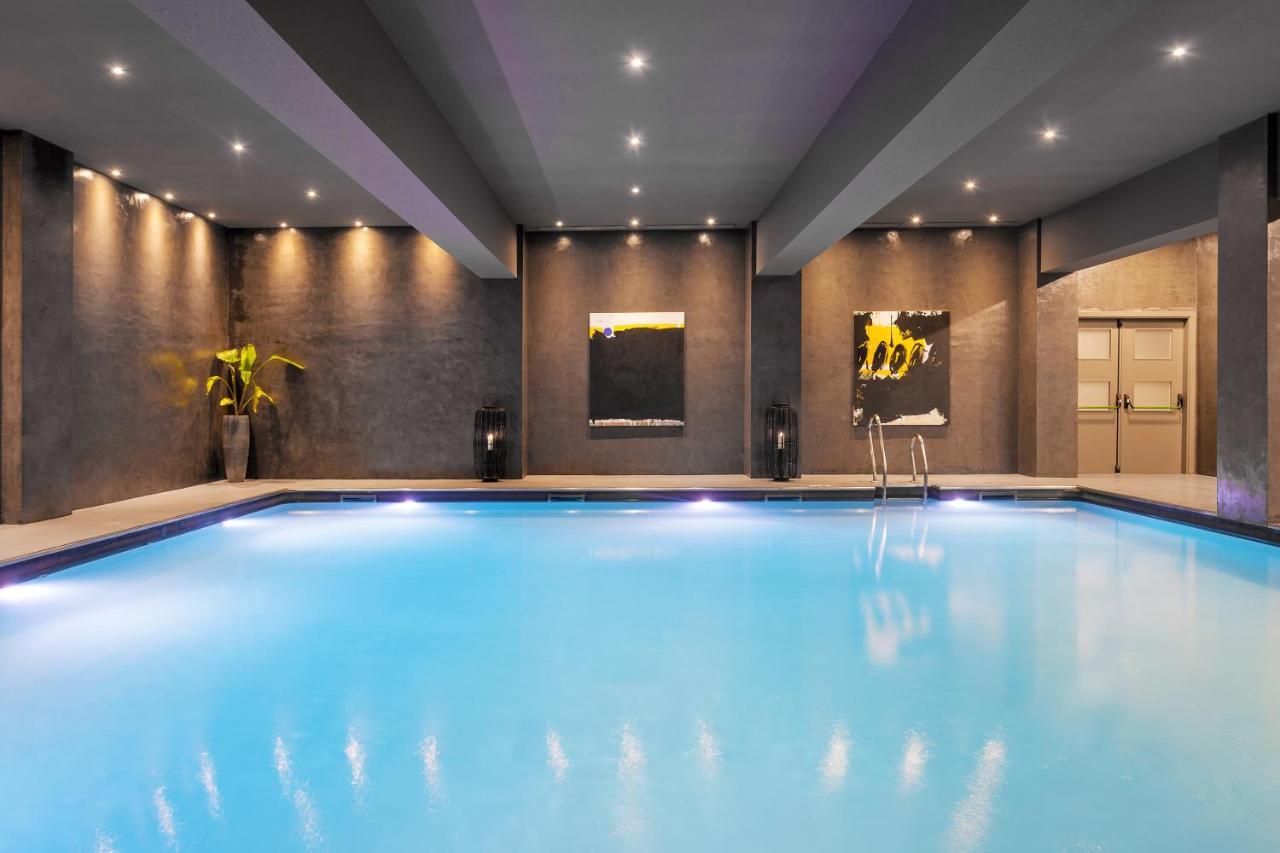 Ama Hotel